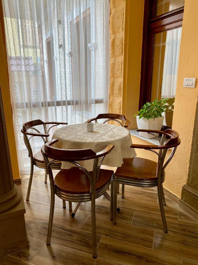 Vila A Hotel Korce Luaran gambar